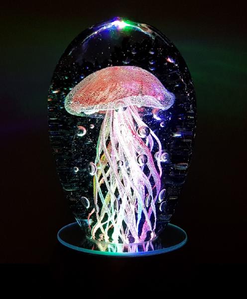 Glasobjekt Qualle rot mit LED Licht